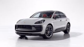 2026 Porsche Macan T's photo