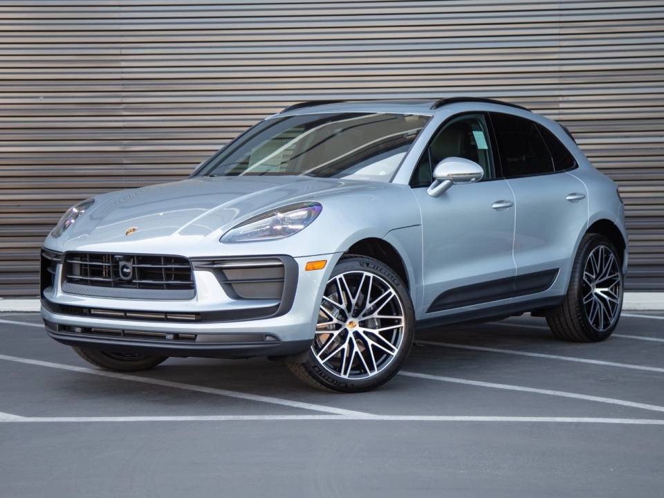 2026 Porsche Macan