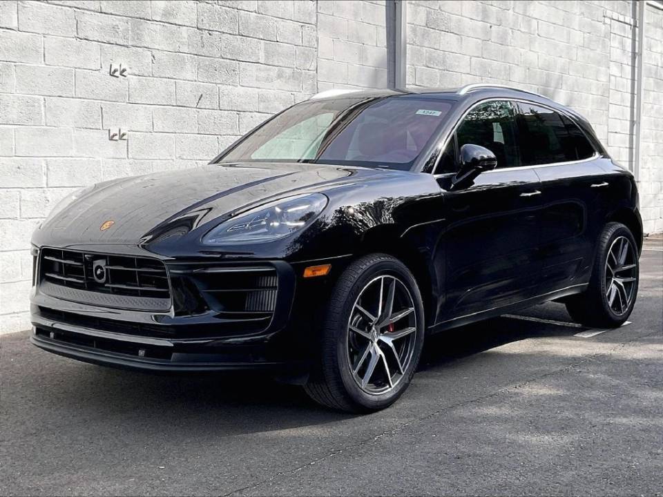 2026 Porsche Macan
