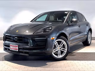 2023 Porsche Macan -'s photo
