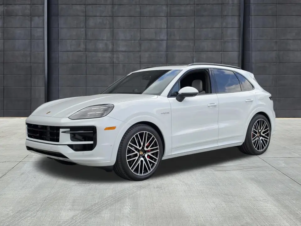 2026 Porsche Cayenne S E-Hybrid - Photo 7