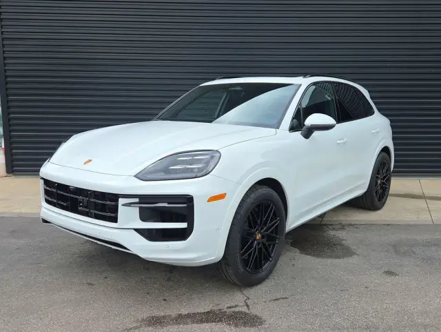 2026 Porsche Cayenne Base - Photo 6