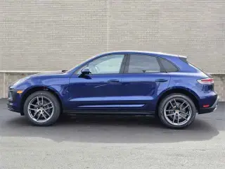 2025 Porsche Macan - Photo 13