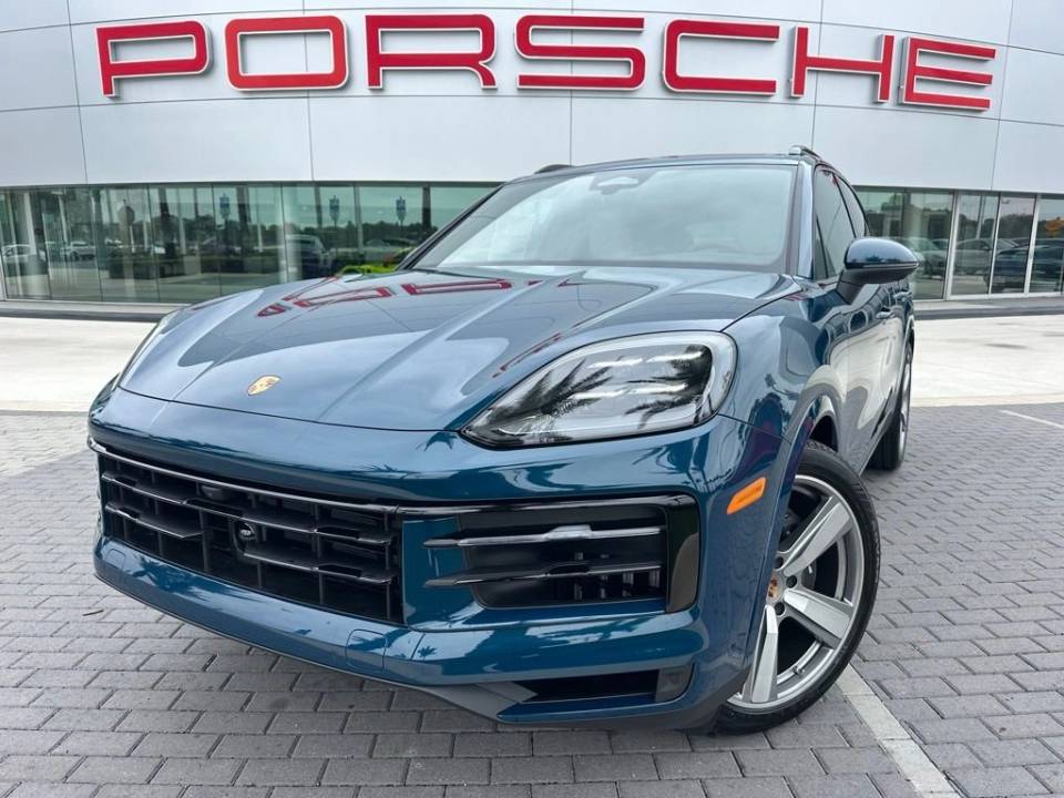 2026 Porsche Cayenne Base