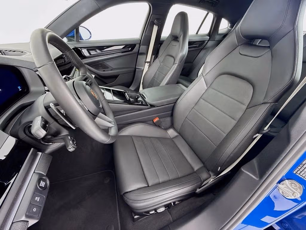 2025 Porsche Panamera Base - Photo 36