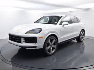 2025 Porsche Cayenne -'s photo