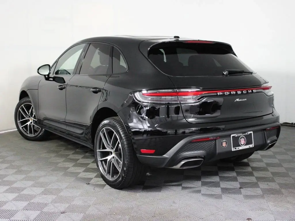 2026 Porsche Macan Base - Photo 24