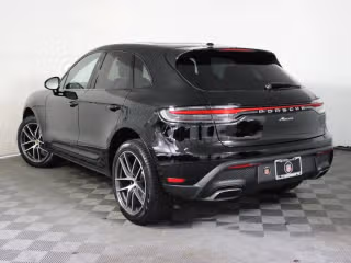 2026 Porsche Macan Base - Photo 17