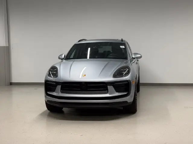 2026 Porsche Macan Base - Photo 8