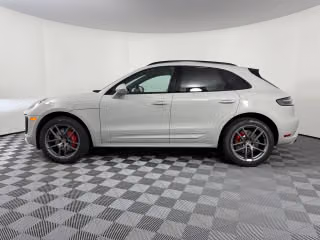 2026 Porsche Macan S - Photo 9
