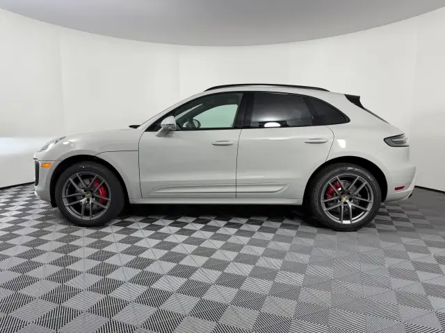 2026 Porsche Macan S - Photo 14