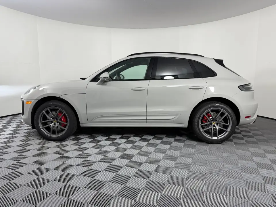 2026 Porsche Macan S - Photo 15