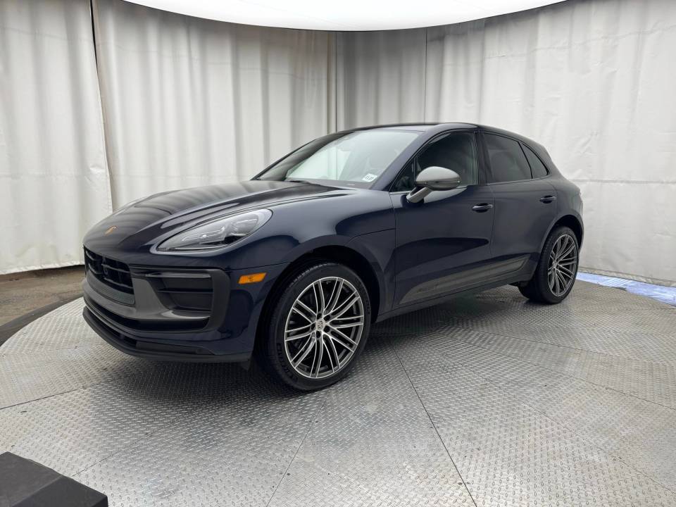 2023 Porsche Macan T