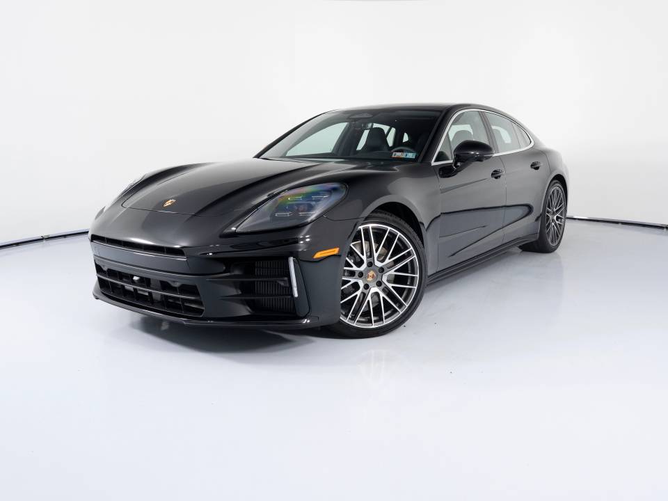 2026 Porsche Panamera Base