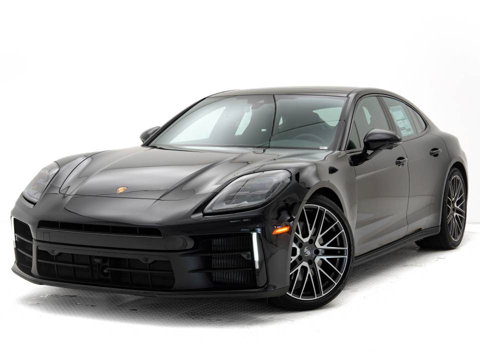 2025 Porsche Panamera Base