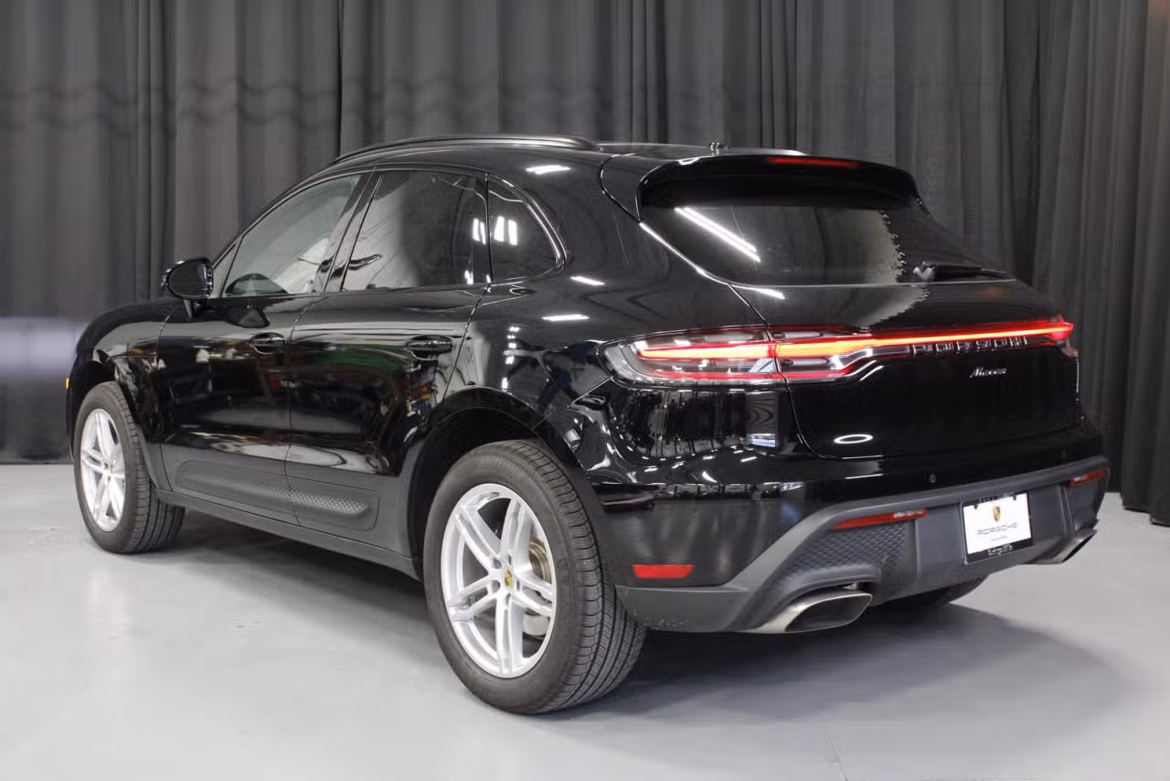 2025 Porsche Macan Base - Photo 20