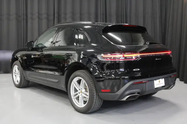2025 Porsche Macan Base - Photo 22