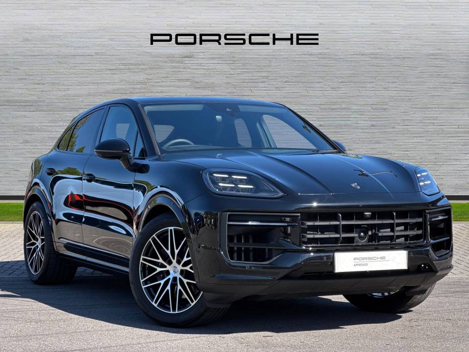 2025 PORSCHE CAYENNE