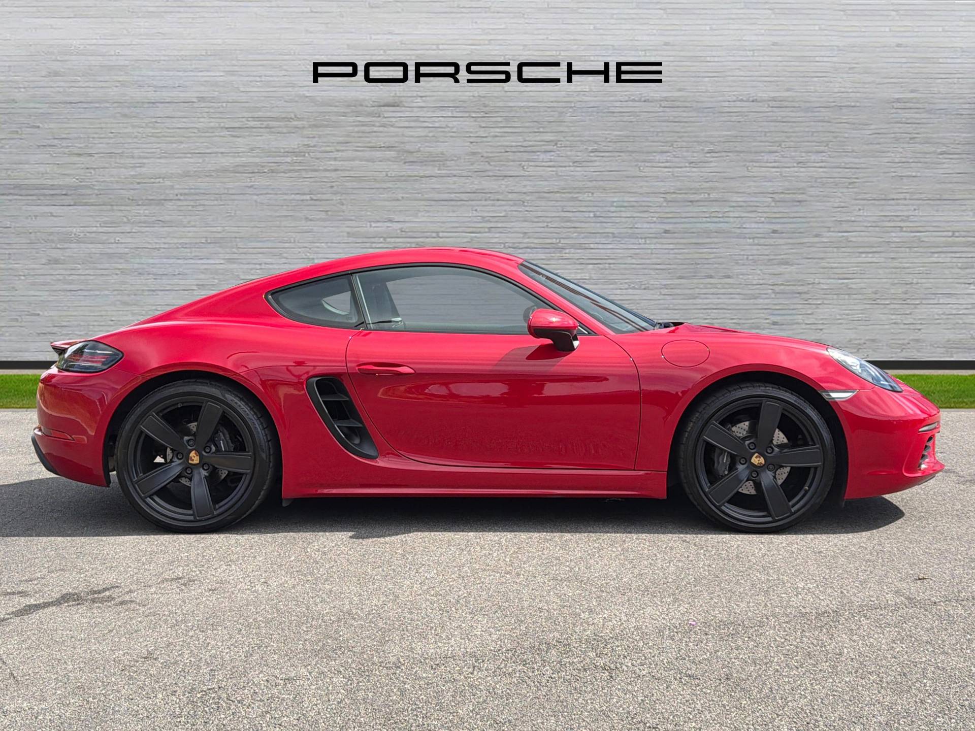 718 Cayman, photo 2 of 48