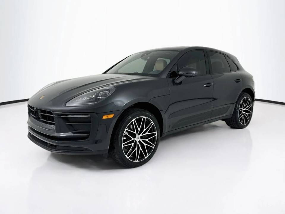 2026 Porsche Macan