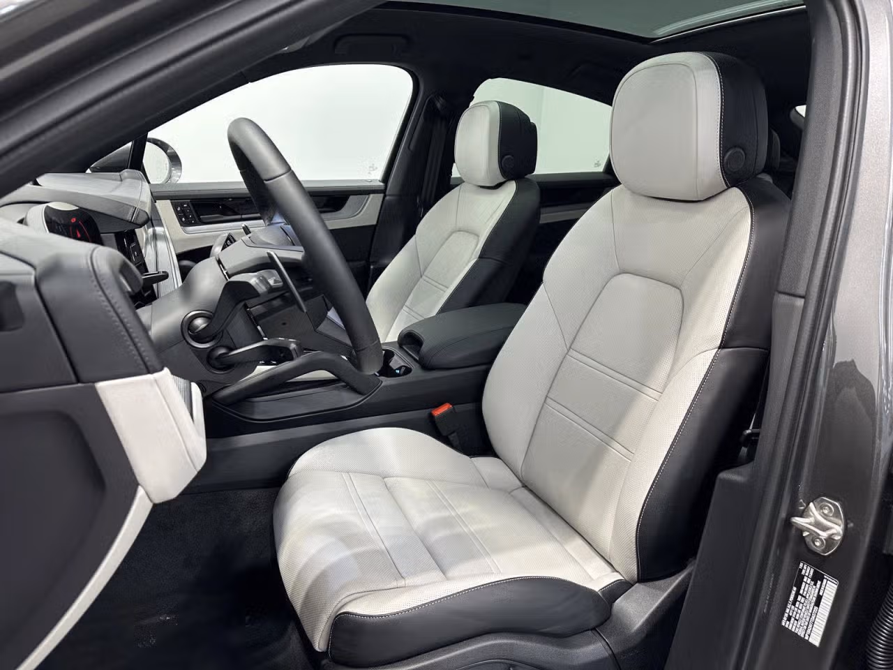 2026 Porsche Cayenne Coup Base - Photo 36