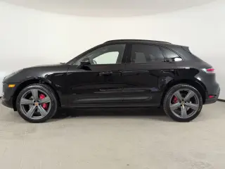 2026 Porsche Macan S - Photo 13