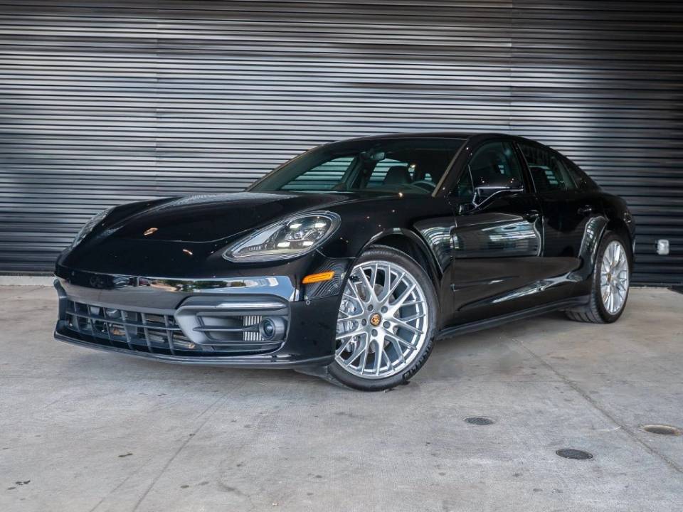2023 Porsche Panamera