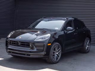 2026 Porsche Macan's photo