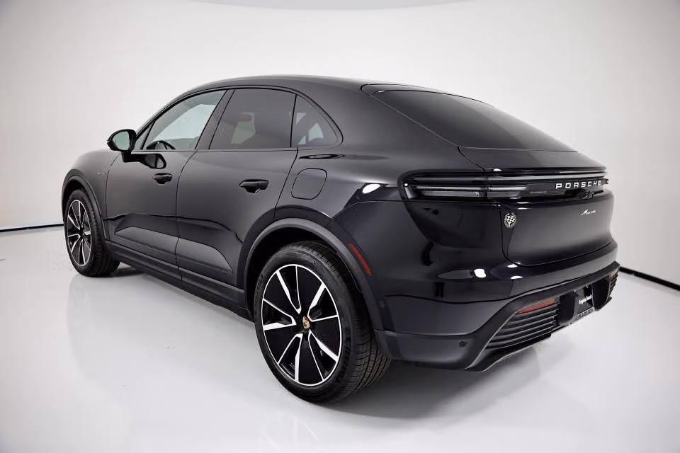 2026 Porsche Macan Base - Photo 19