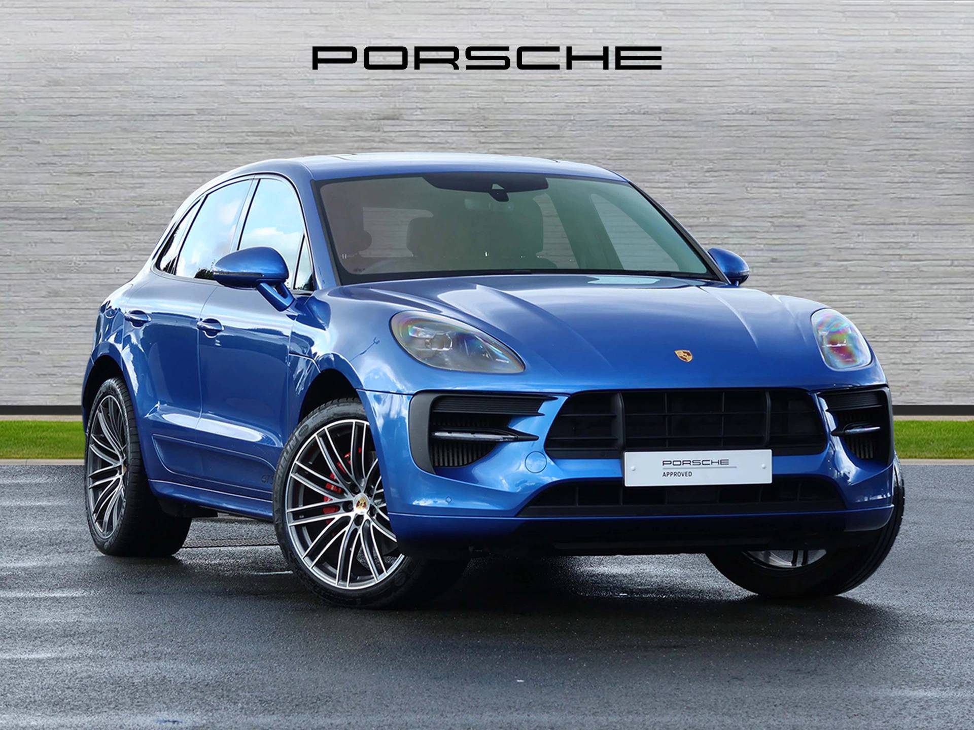 Macan GTS, photo 1 of 29