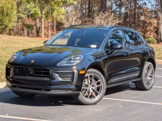 2026 Porsche Macan's photo