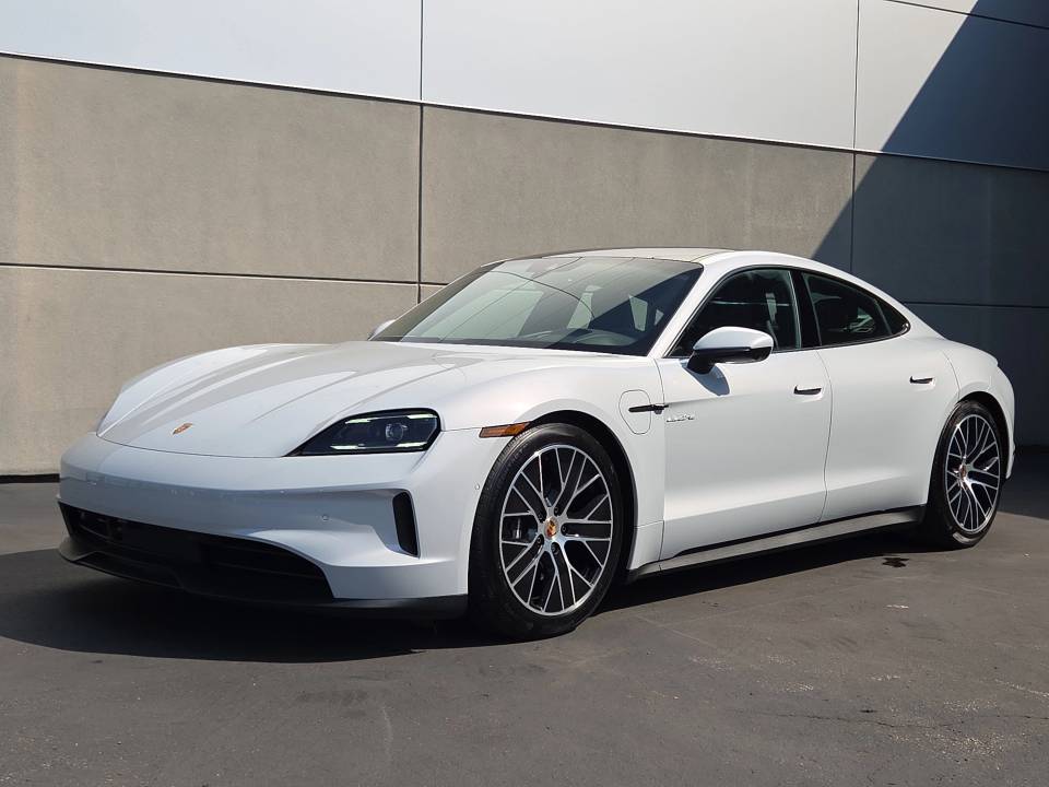 2025 Porsche Taycan