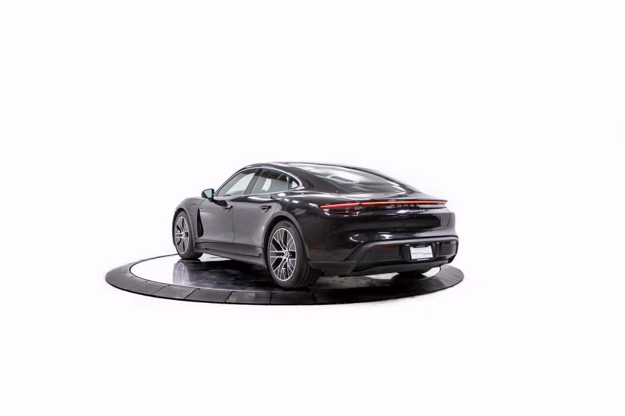 2022 Porsche Taycan S - Photo 20