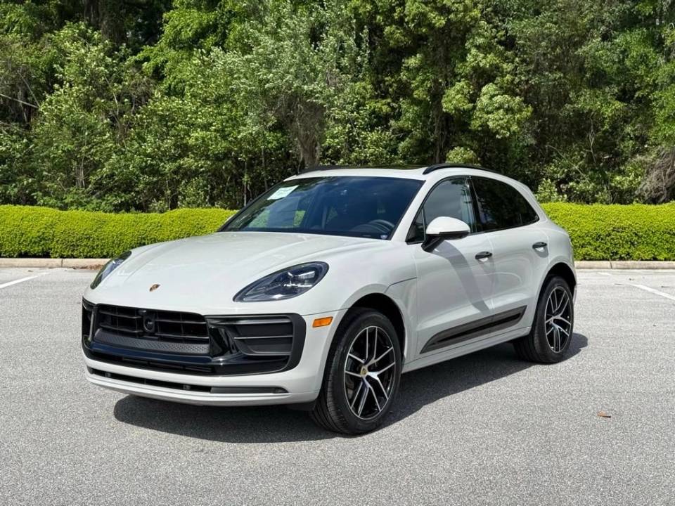 2026 Porsche Macan