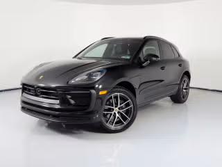 2026 Porsche Macan's photo