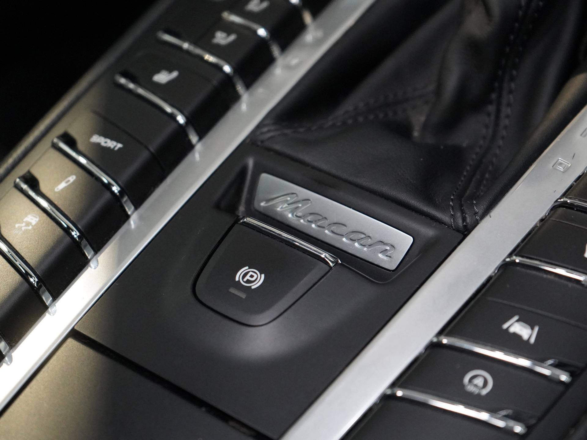 Macan S, photo 35 of 35