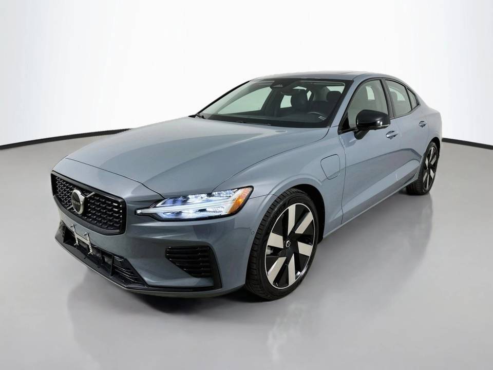2024 Volvo S60 Plus