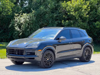 2025 Porsche Cayenne E-Hybrid - Photo 1