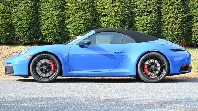 2026 Porsche 911 GTS - Photo 14