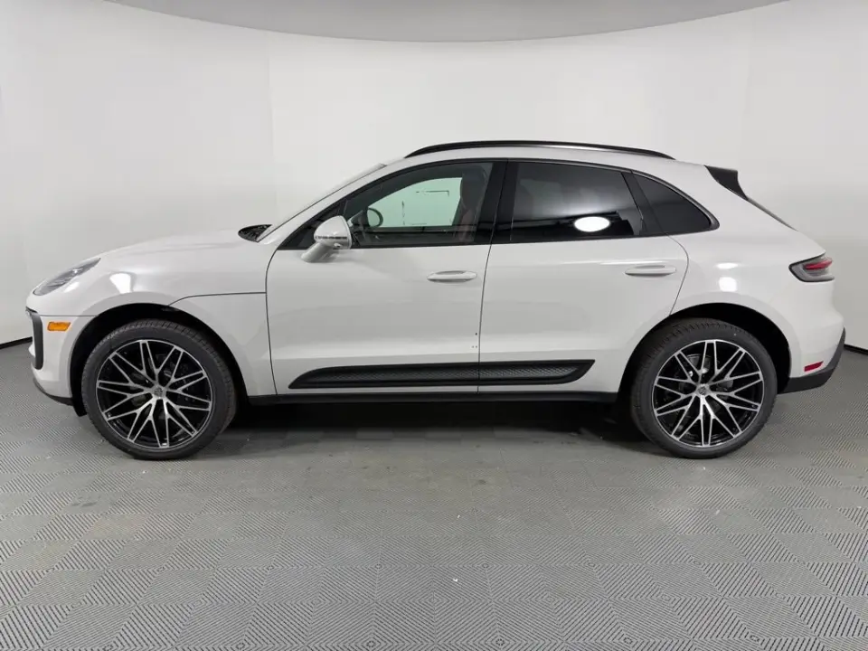 2026 Porsche Macan Base - Photo 15