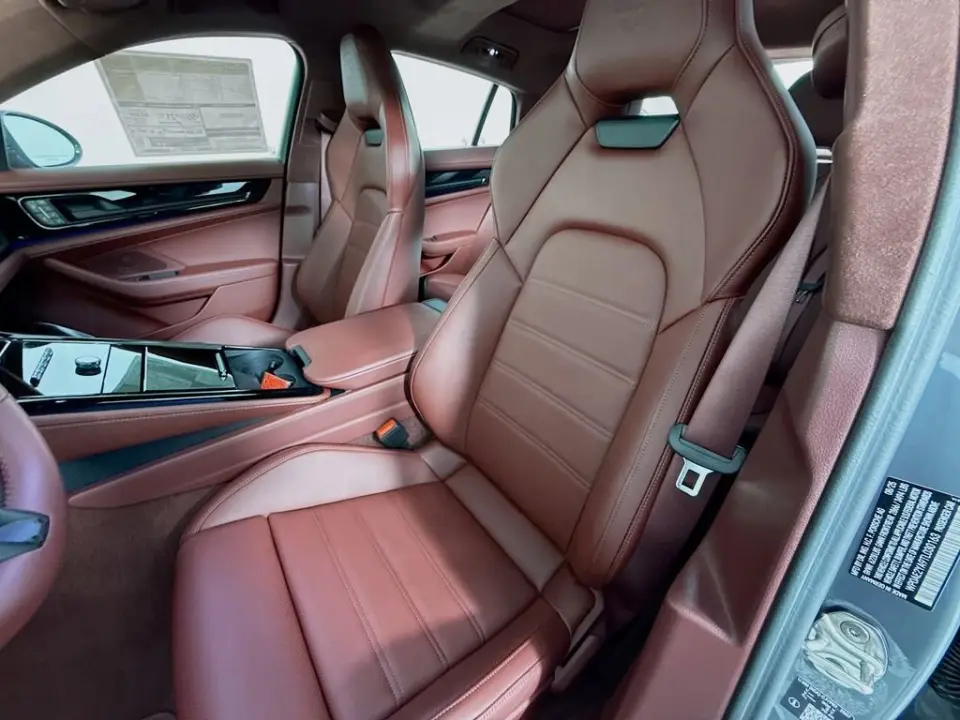 2026 Porsche Panamera 4 E-Hybrid - Photo 39