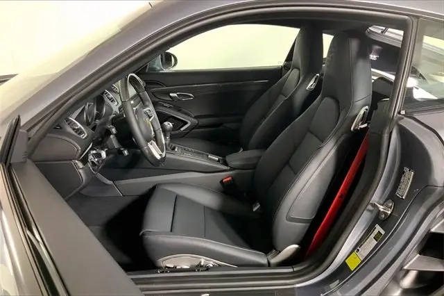 2025 Porsche 718 S - Photo 39