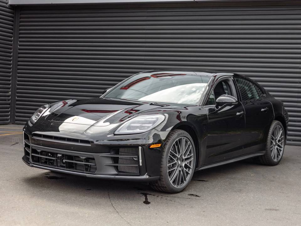 2026 Porsche Panamera