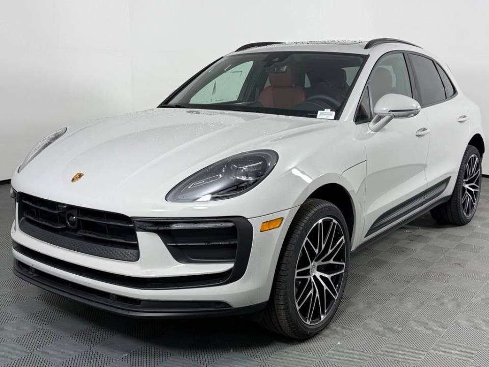 2026 Porsche Macan