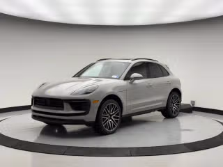 2026 Porsche Macan S's photo