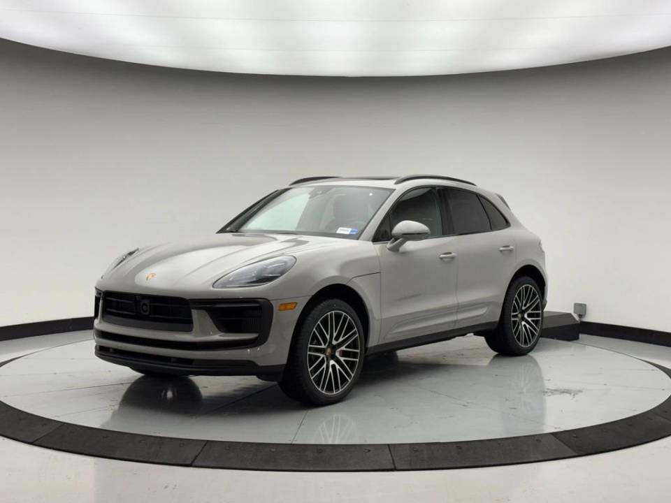 2026 Porsche Macan