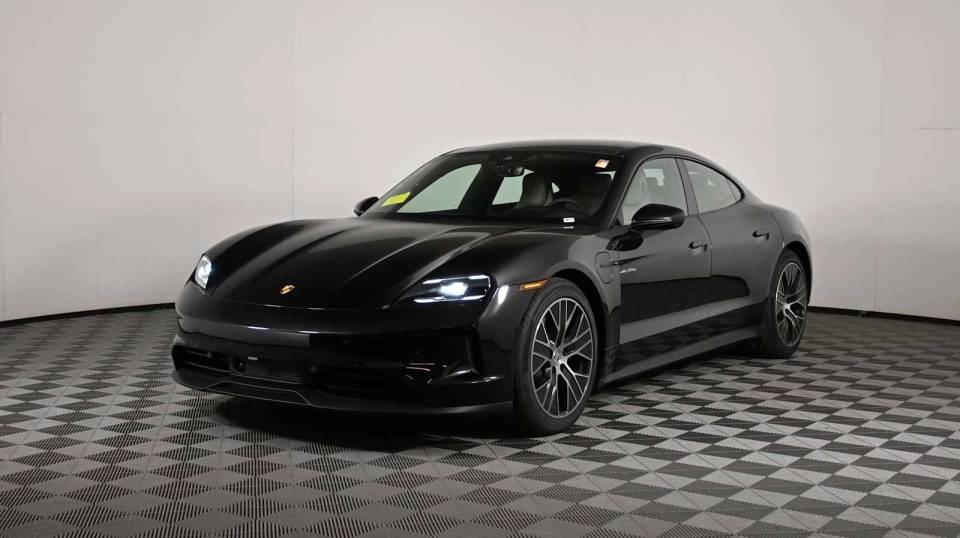 2025 Porsche Taycan