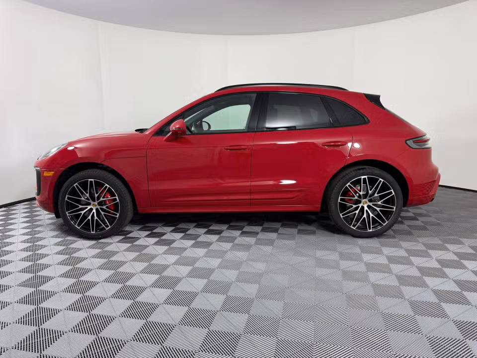 2026 Porsche Macan S - Photo 11