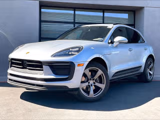 2026 Porsche Macan's photo