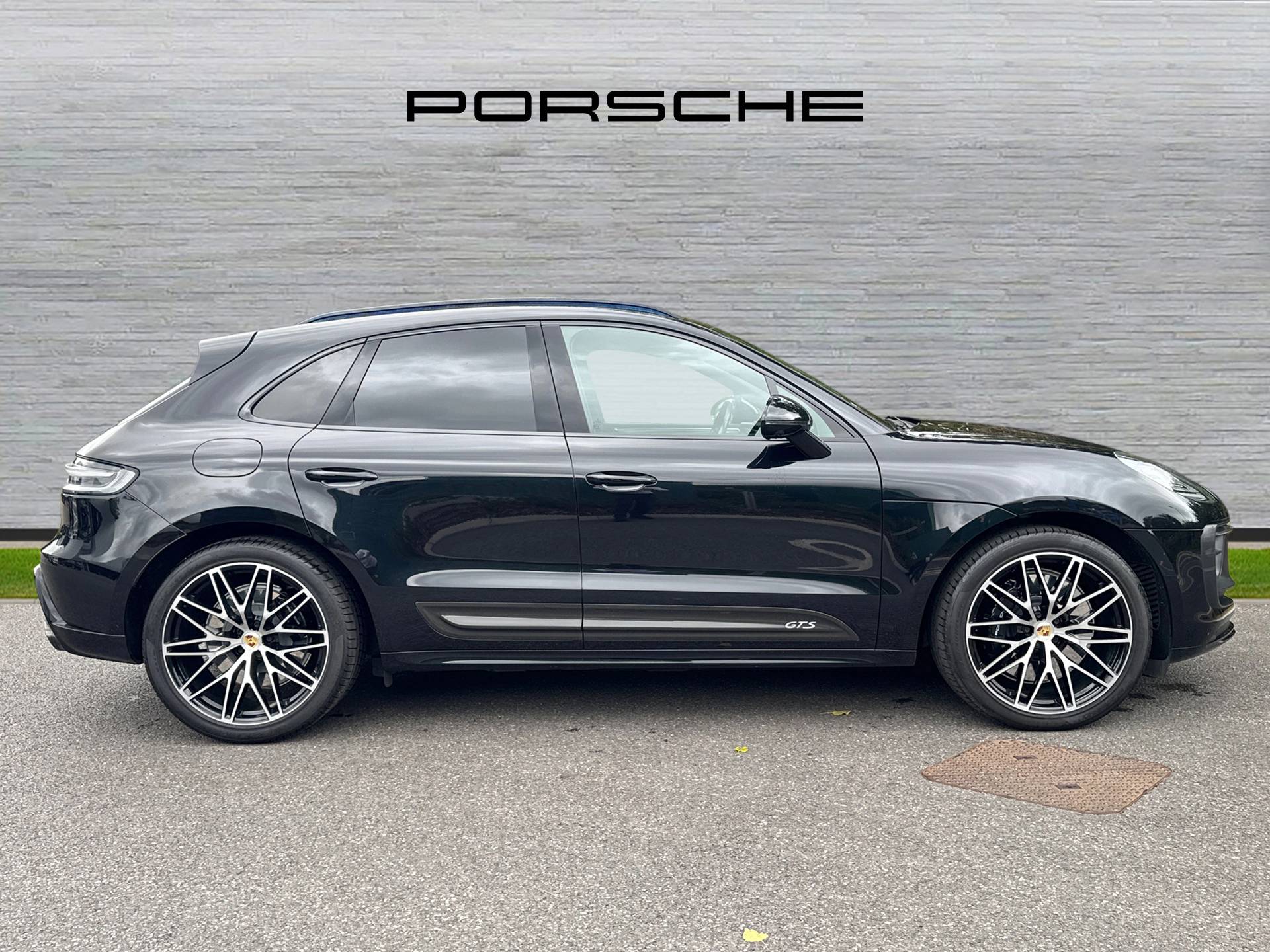 Macan GTS, photo 2 of 36